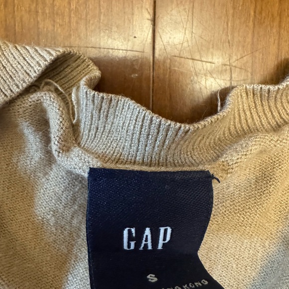 Cardigan - Picture 2 of 3